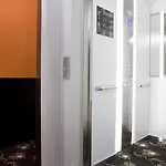 Next Door ルールモント